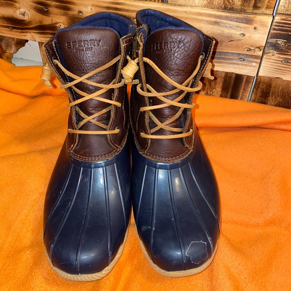 Sperry Shoes - Women’s 11. Sperry Boots very nice and comfy